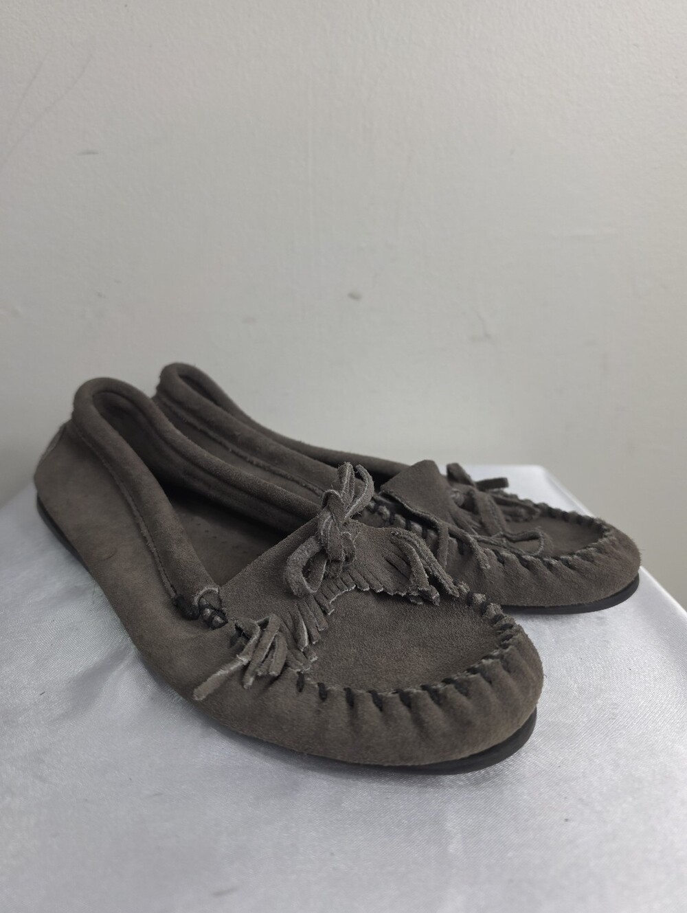Minnetonka Taupe Suede Moccasin Loafers with Tassel Detail